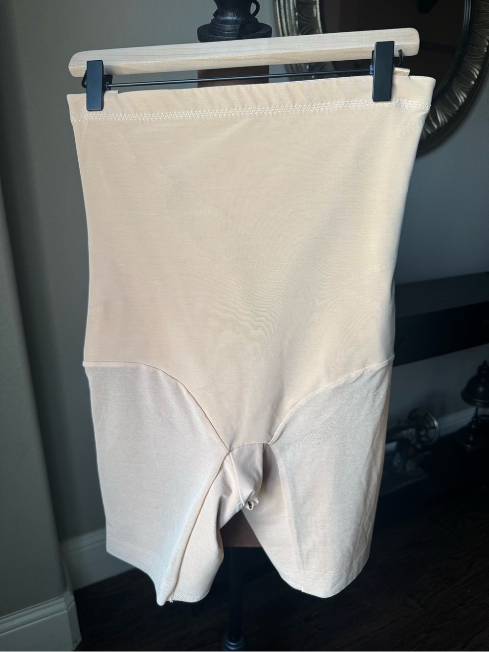 Honeylove Nude High Waisted Shaping SuperPower Shorts Shapewear NWOT XL